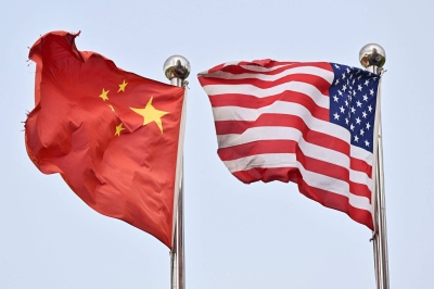 衛星画像が捉えた中国の砂漠に出現した米海軍艦艇を模した標的施設