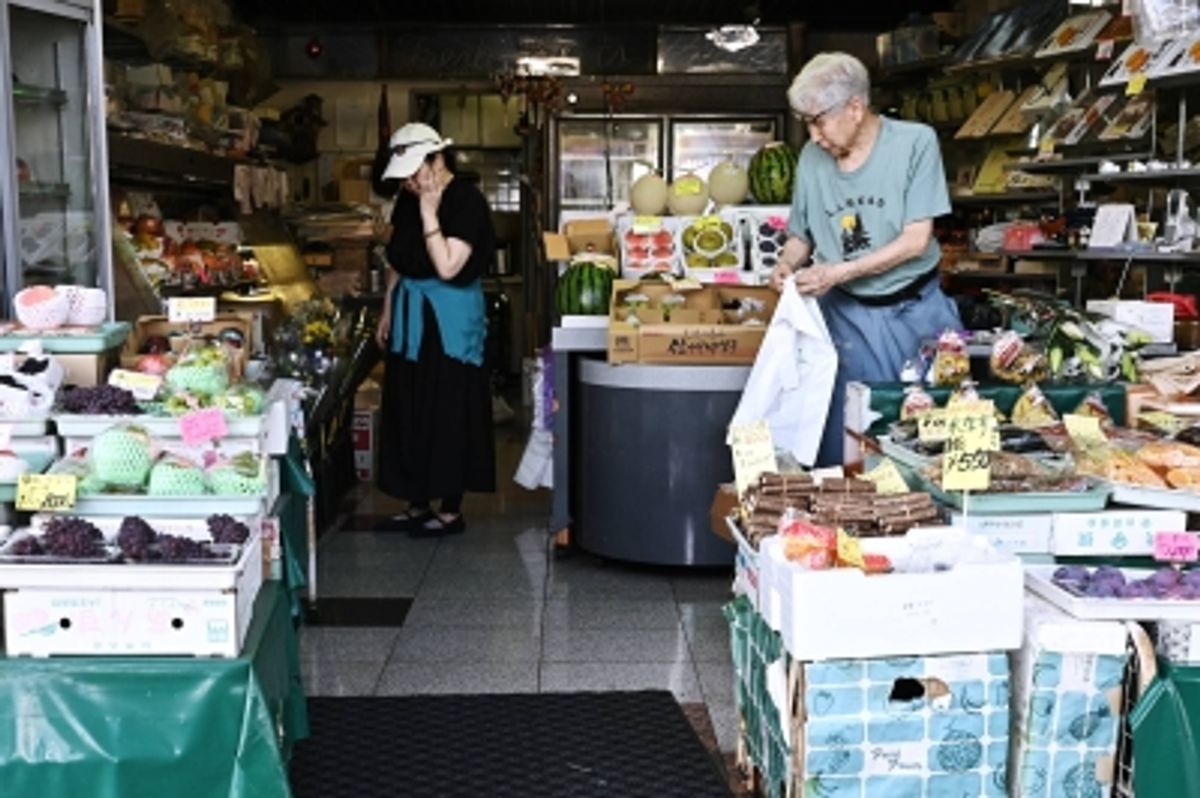 原油価格高騰が日本の家計に与える影響、夏以降に重くのしかかる可能性