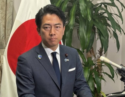 防衛省、国内専門家に関する情報収集で質疑に直面