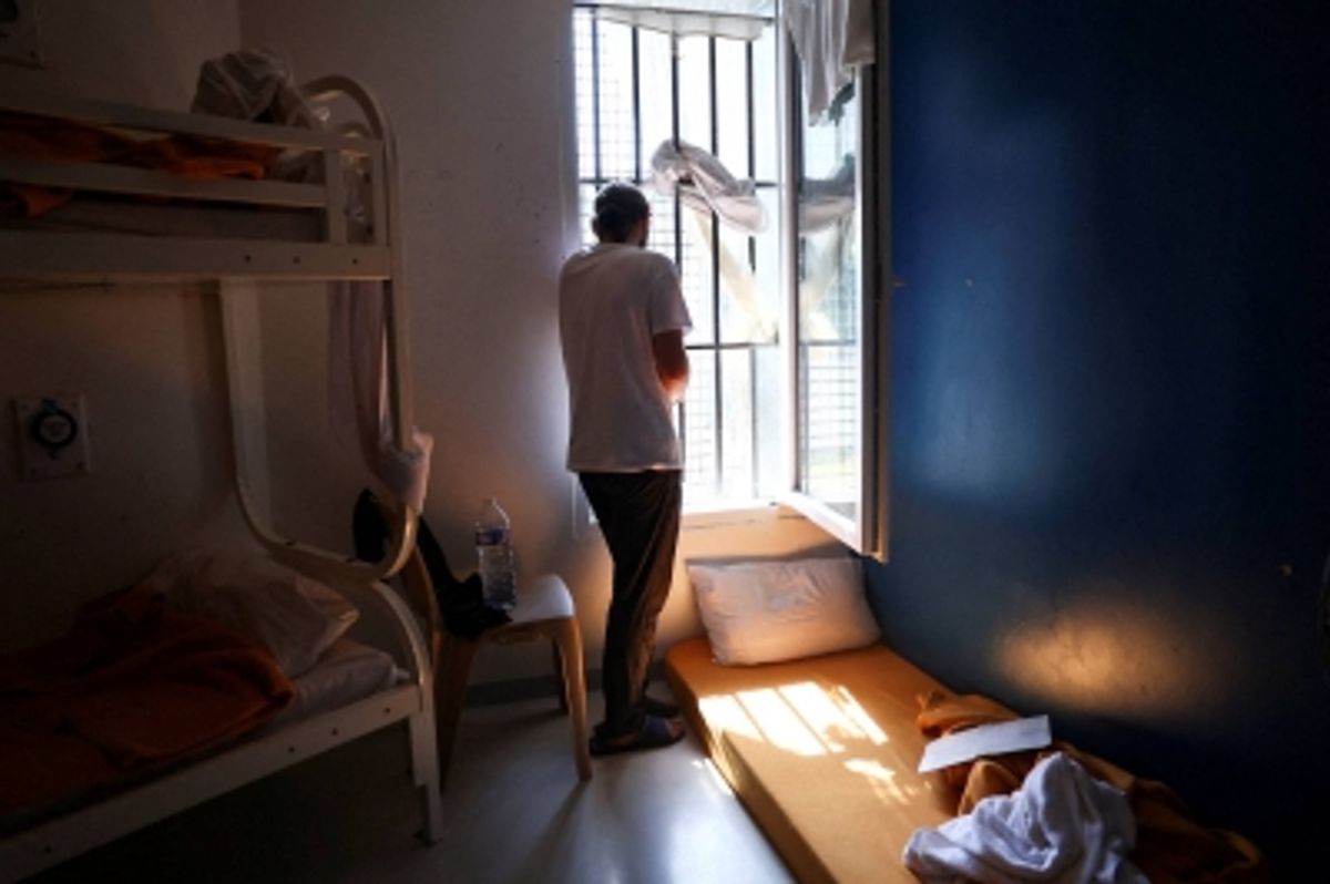 欧州の老朽化した刑務所、猛暑が過密問題と緊張を露呈