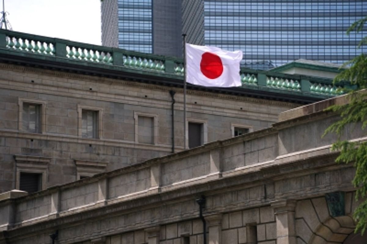 日本経済正常化で債券市場に動き