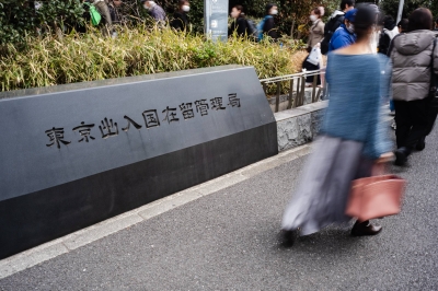 日本の永住権取得、新たな厳格化措置に懸念