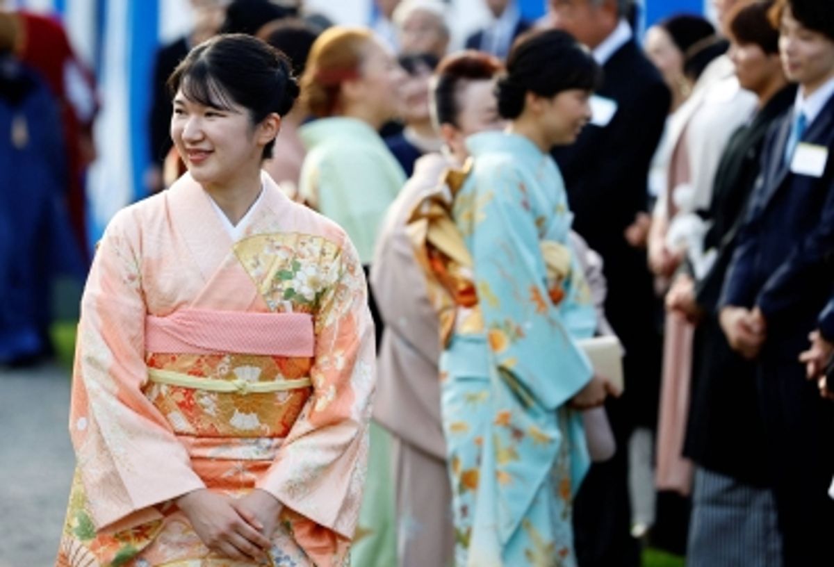 日本の家族政治：伝統と現代の議論
