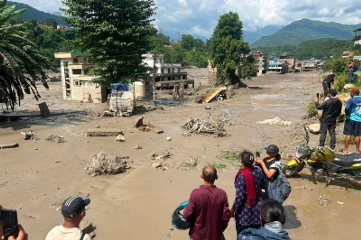 ネパールと中国国境で鉄砲水と土砂崩れ、インフラに深刻な被害