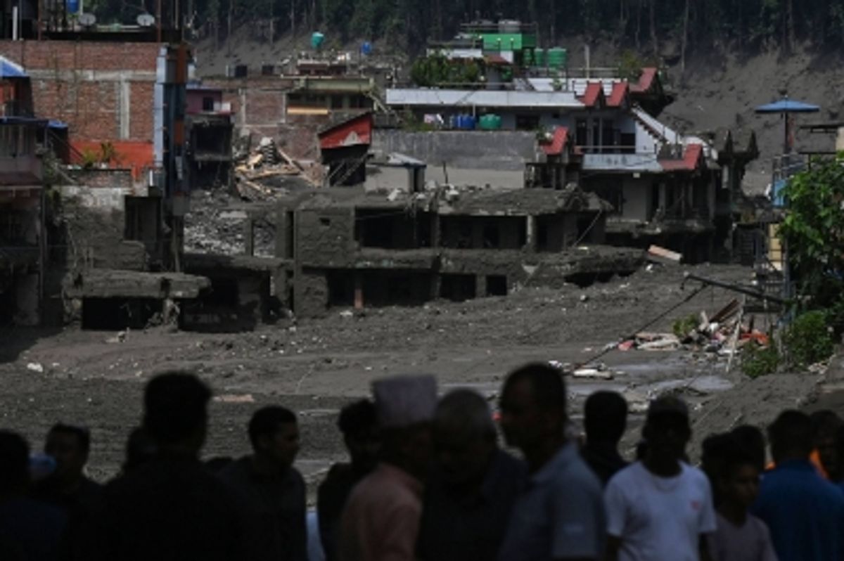 ネパール洪水、外国人341人が行方不明、死者160人以上