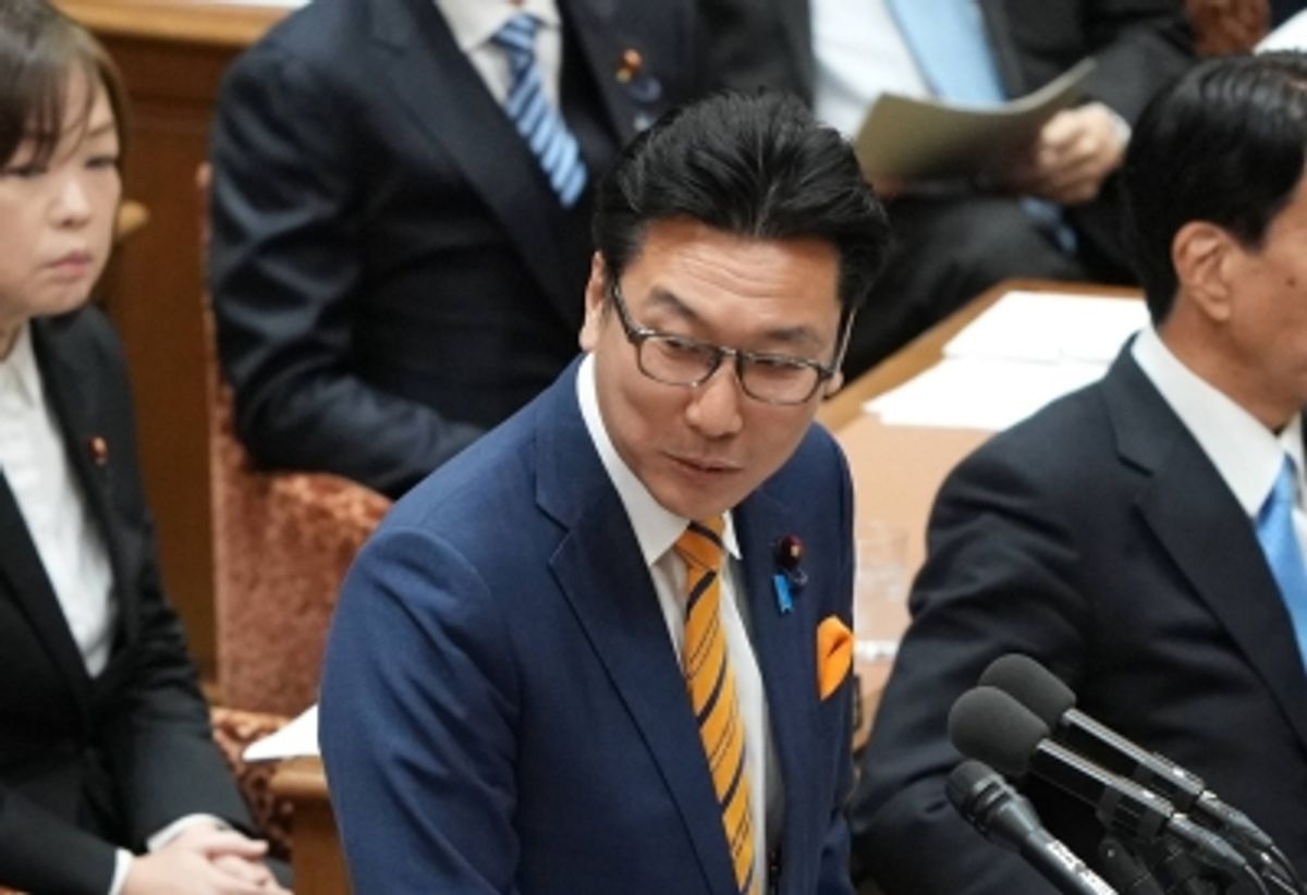 日中関係修復に向け、日本の国会議員団が中国を訪問