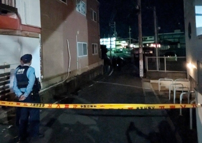 大阪で警察官が刃物男を射殺、日本の警察による発砲の稀な事例