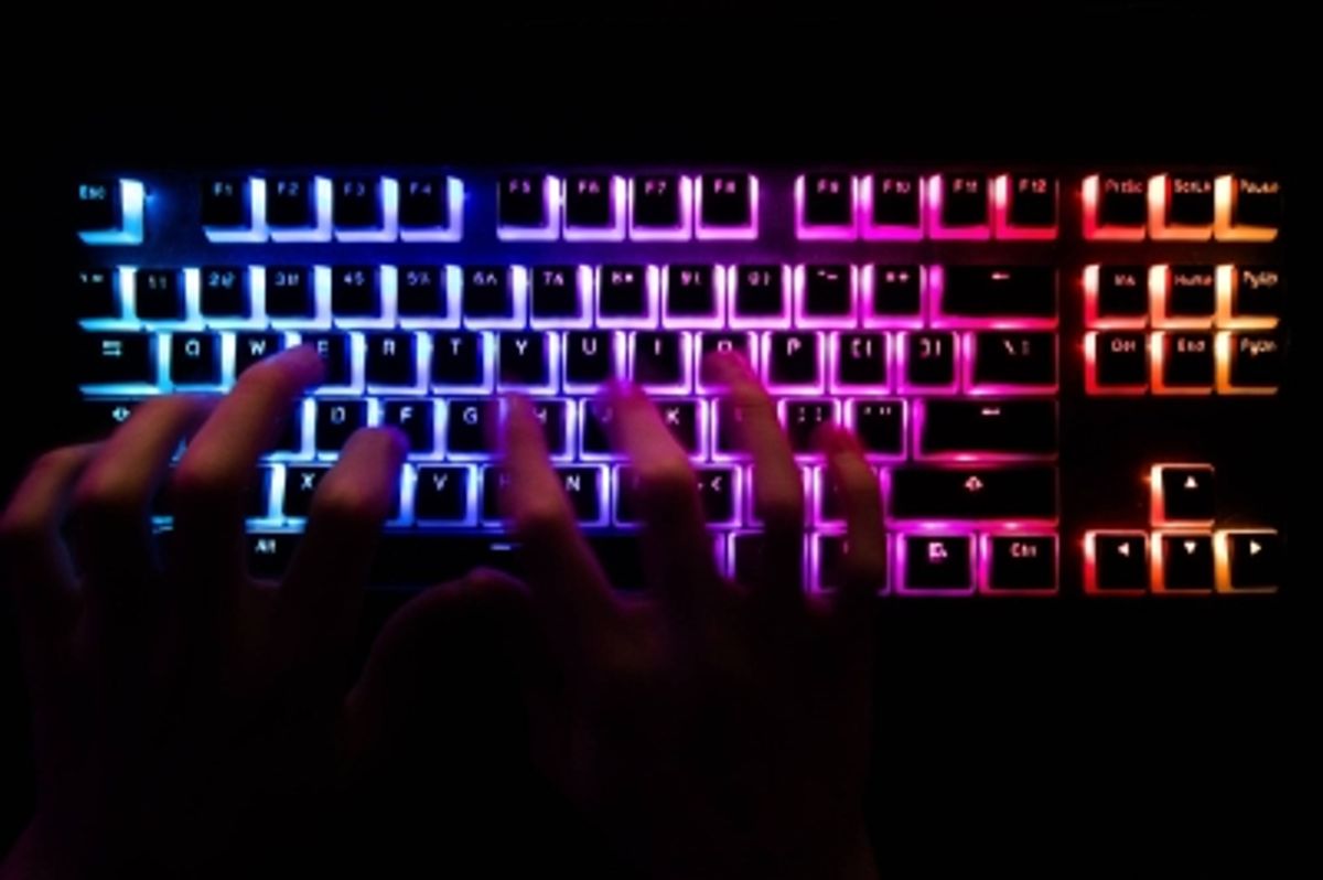 警察白書、サイバー犯罪対策の進捗を詳述