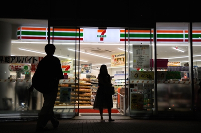 セブン-イレブン・ジャパン、キャラクター商品の不正転売に対し店舗に警告