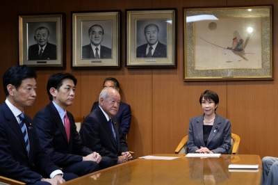 高市氏、食品消費税率を1％に引き下げる計画を発表