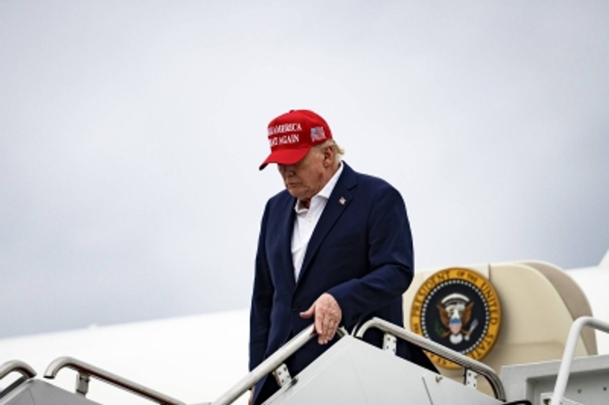 トランプ大統領、イラン核合意を巡るオマーンへの警告
