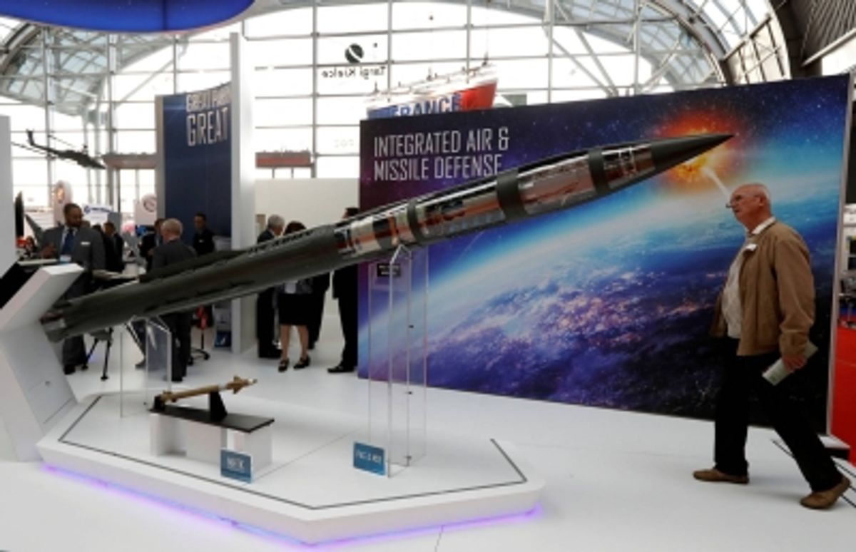 米国防衛企業、より安価なミサイル開発競争を加速