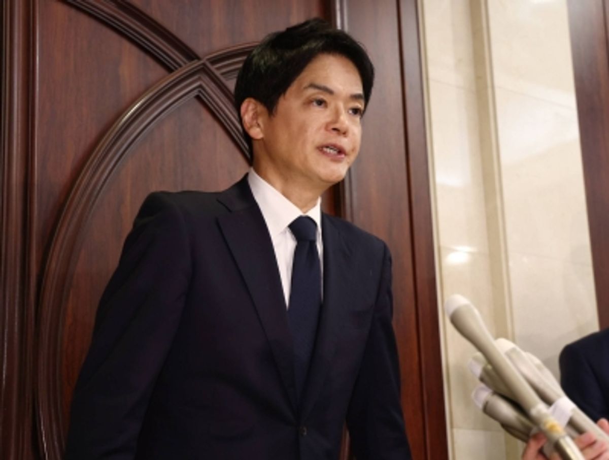 横浜市長がパワハラ疑惑で辞任