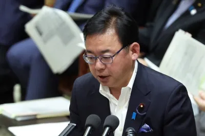 GPIF、資産配分見直しの必要性を依然検討中＝財務相