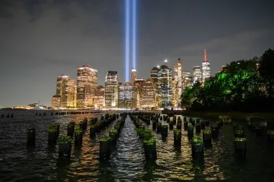 トランプのイラン作戦、9.11後の「永遠の戦争」を想起